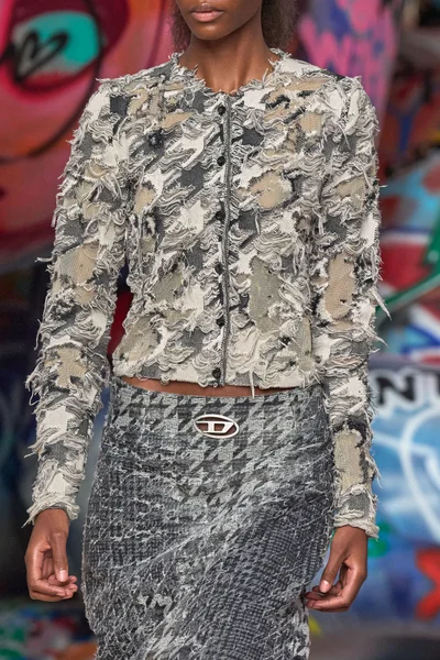 Look 22